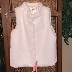 NWT Faux Fur Girl’s Vest - Medium in White